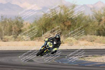 media/Nov-02-2025-CVMA (Sun) [[337aff29ab]]/Race 17-Amateur Supersport Middleweight/